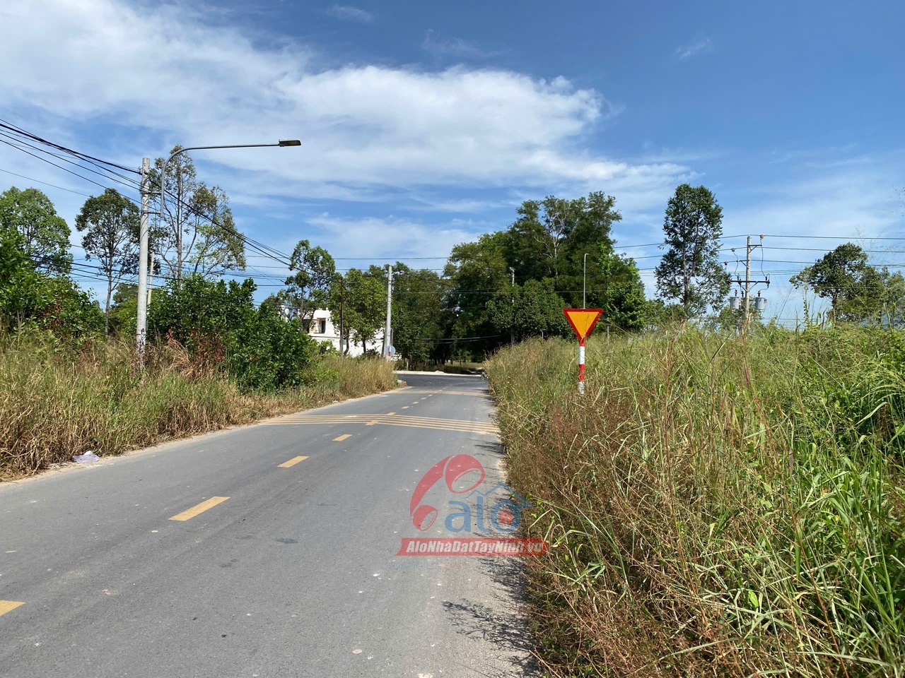 Bán đất mặt tiền đường Phạm Văn Xuyên, phường Tân Ninh, Tây Ninh (phường 3 cũ)