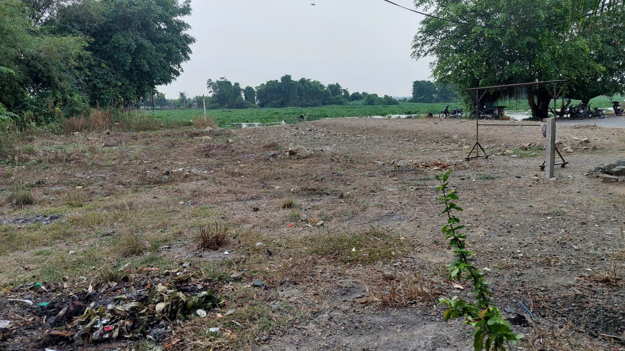 Đất Mặt Tiền Sông Vàm Cỏ, 20m mặt sông, 600m2 giá 1ty4 hàng hiếm