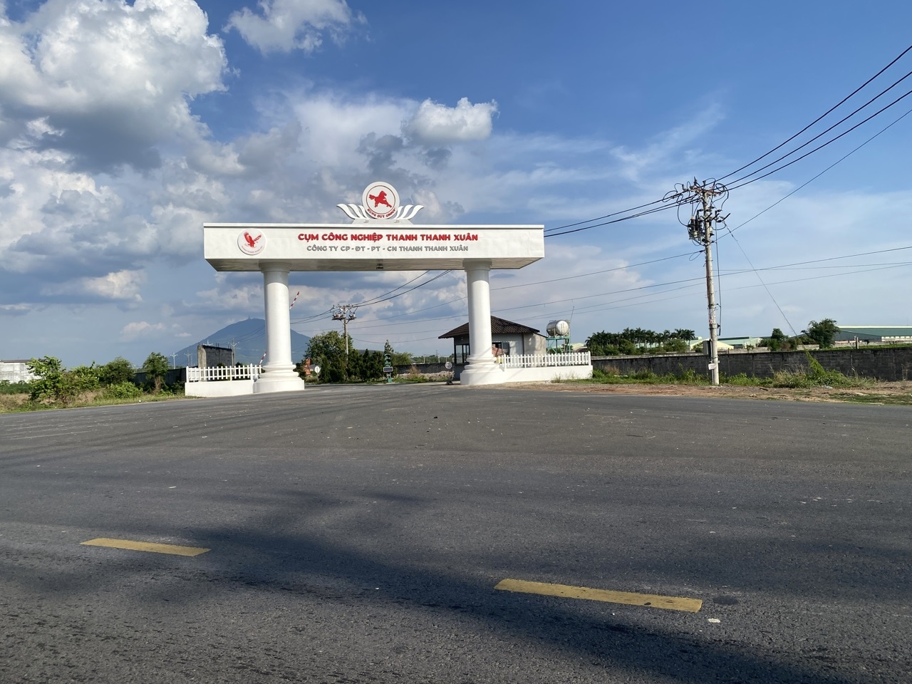 MẶT TIỀN ĐƯỜNG BOURBON – NGAY CỤM CÔNG NGHIỆP THANH THANH XUÂN