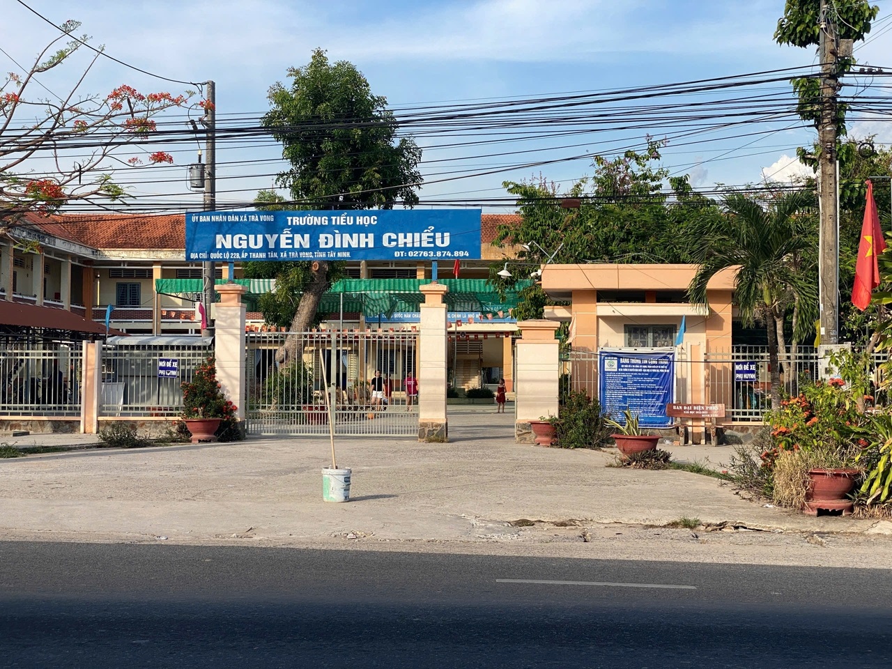 ĐẤT MẶT TIỀN ĐƯỜNG NHỰA MỎ CÔNG (TÂN BIÊN) – TẶNG NHÀ CẤP 4 – GIÁ CHỈ 1 TỶ 250 TRIỆU!